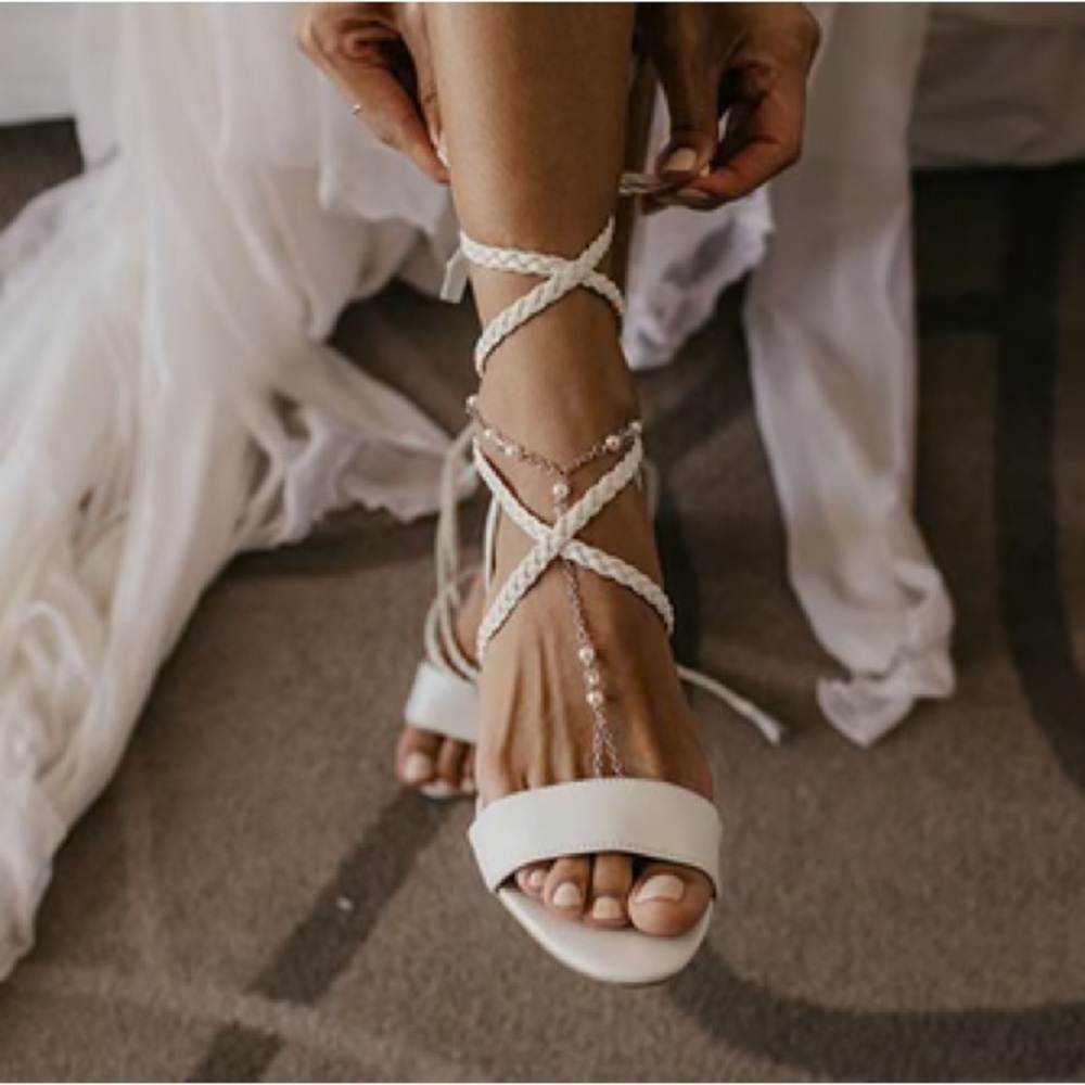 Forever Soles Braided Strappy Block Heels Bride Wedding size 41 US 10 Tassel - Picture 2 of 16